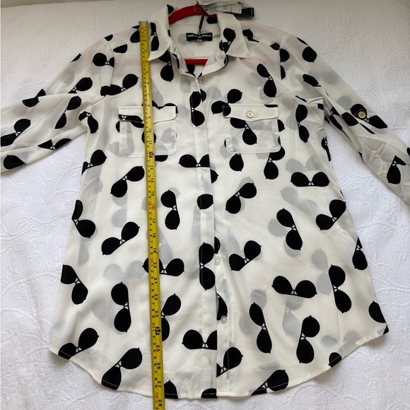 Karl Lagerfeld Paris Sunglasses Blouse size Small NWT - Picture 8 of 10